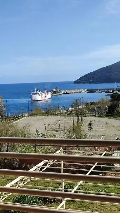 Apartment Appartamento Il Bacio Della Luna Rio Marina Italy